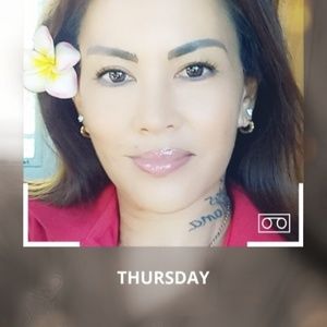 Meet your Posher, Rona